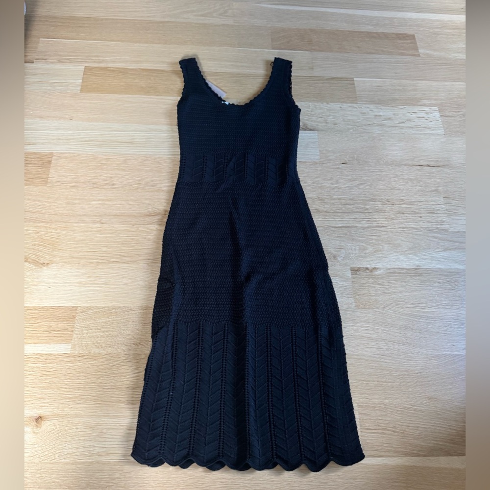 New with tags Elie Tahari size XS midi dress